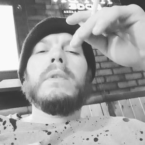 Meet your Posher, Maniac mafia music